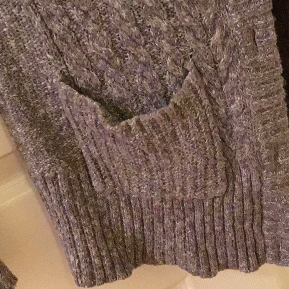 Cardigan - Picture 4 of 4